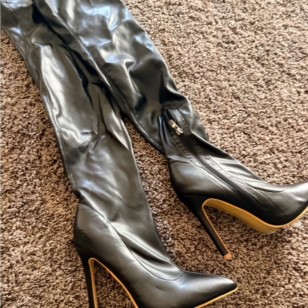 Black Over-the-Knee Stiletto Boots